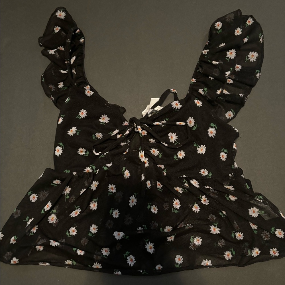 Cute flowy flower tank top